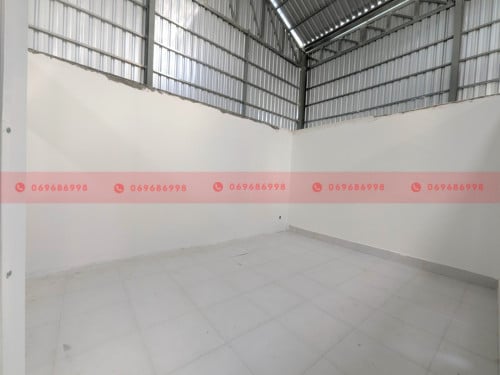 400 Sqm Warehouse For Lease On A Sub-Road In Kouk Khleang, Sen Sok