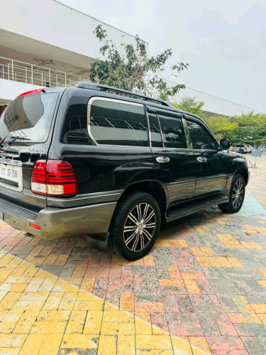 470.2003សាំងសុីនលក់ដូសារី15500$ចរចារ