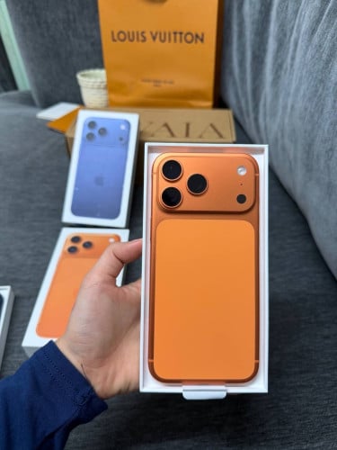 650$ យកបាន 17 pro max