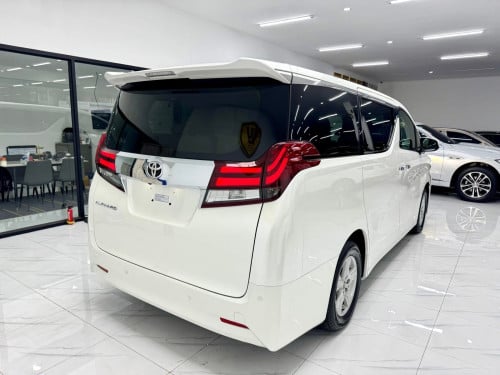ALPHARD 2016