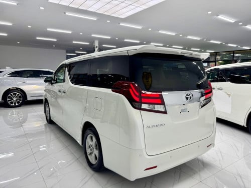 ALPHARD 2016