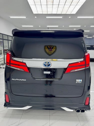 Alphard 2019