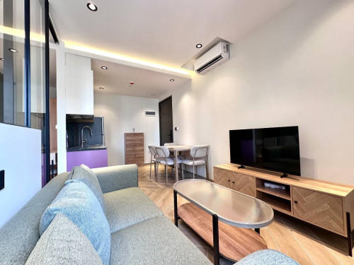 BKK1 one bedroom condo for rent