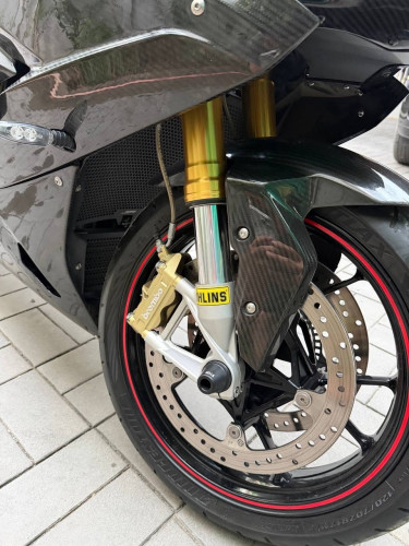 BMW S1000rr 017 Full tax គ្រឿងលេងច្រើន កាបោនជិតFull