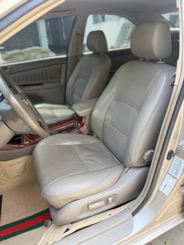 Camry 2003 Le ABS gold
