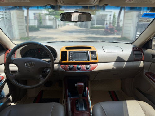Camry 2003 Le ABS gold