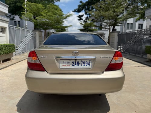 Camry 2003 Le ABS gold