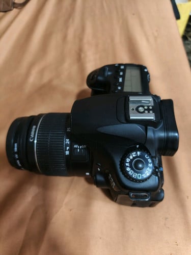 Cannon 250D ម្ចាស់កុនលុយលក់បន្ទាន់