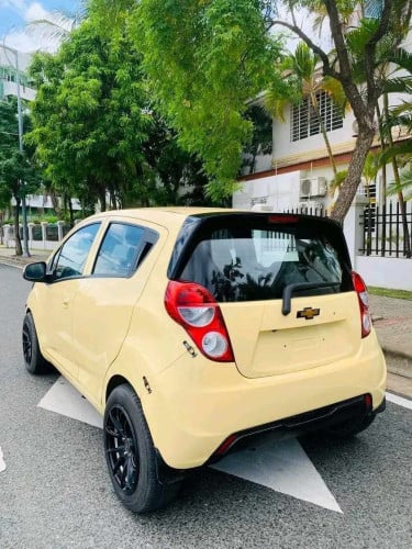 Car charolet spark 2014