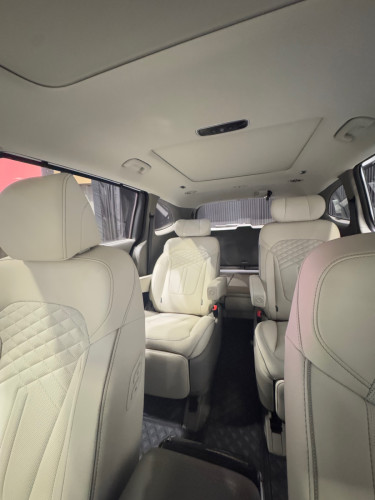 Custin 7កៅអី VIP