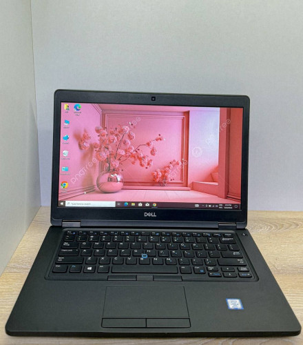 Dell Latitude 5490Core : i5-8th / Ram : 8GB DDR4HDD : M.2 256GB / VGA : intel graphics Display : 14”