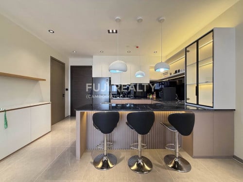 For Sale: Superb Fully Decorated 3bedrooms with 3bathrooms at Time Square 5