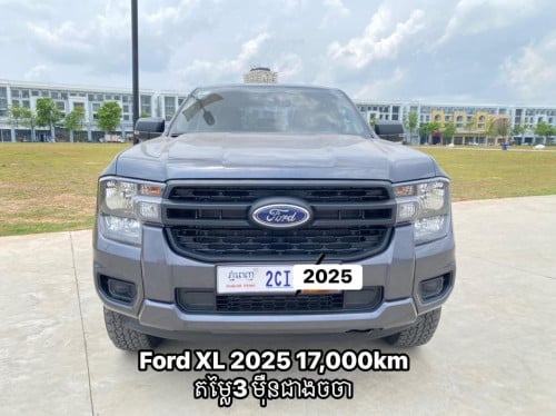 Ford Ranger XL 2025 ប្រើបាន 10,000km ម្ចាសទី1​​ 085 501 233 លេខស្អាត់ 168