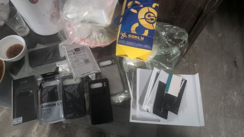 Google Pixel 9 Pro XL colored Obsidian, Ram 16G/256G 1sim + Esim