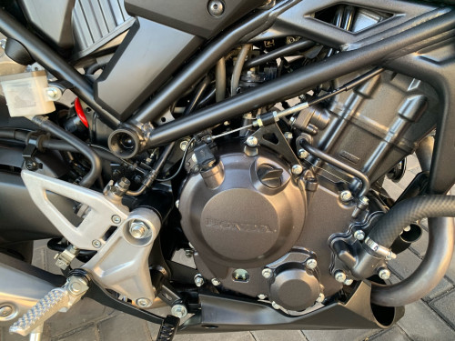 Honda CB 250 2023 99% ជប៉ុន