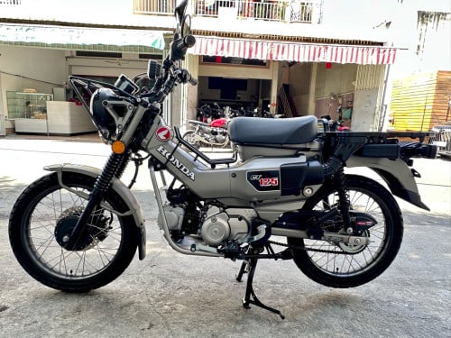 Honda CT125 ជប៉ុនឆ្នាំ2024 ក្រដាស់ពន្ធ2ពាន់km