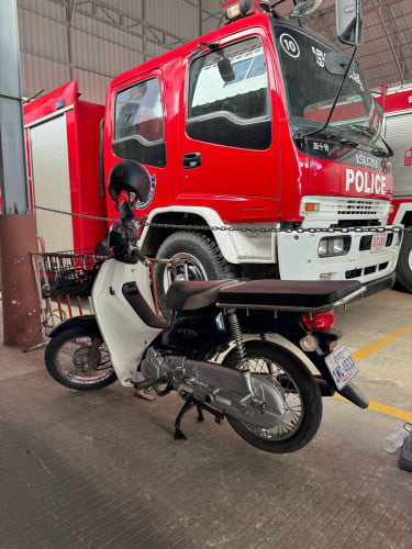 HONDA CUB 600$ , 50cc , 2010 , Japan have lD card