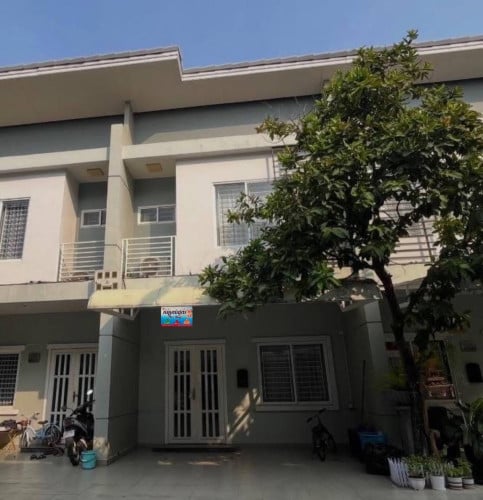 House for rent (good for living)