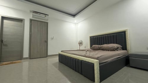 House for rent (good for living)