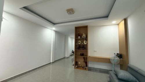 House for rent (good for living)