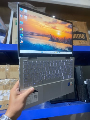 HP Pavilion x360 Touch Screen 12 generation Core i7 Ram 16GB SSD 512GB Screen 14 inch New99%