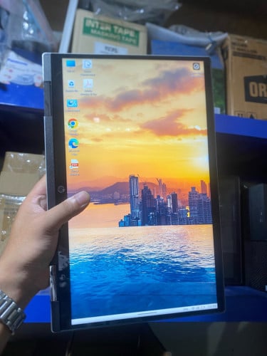 HP Pavilion x360 Touch Screen 12 generation Core i7 Ram 16GB SSD 512GB Screen 14 inch New99%
