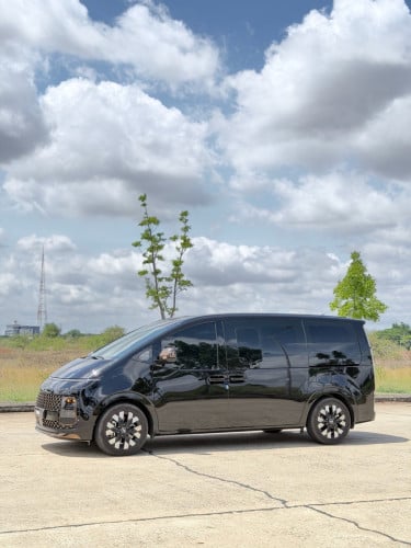 Hyundai Staria lounge