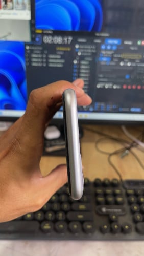 iPhone 11 64G អេក្រង់ Gx ថ្ម100%