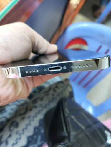 iphone  13pm  256g  ពណ៍ស