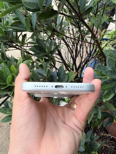 iPhone 17 pm ស្អាតដូចថ្មី 256G ZA ថ្ម100% សាកថ្មបាន65ដងមានប្រអប់ខ្សែហ្សុីន