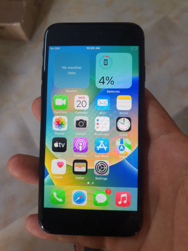iphone 8 ស្អាតសាណុំហ្សុីន ថ្មល្អកាន់ភ្លើង👍