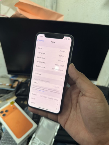 iPhone X 65G សានុំសុីន ស្អាតល្មមប្រេីបងបង