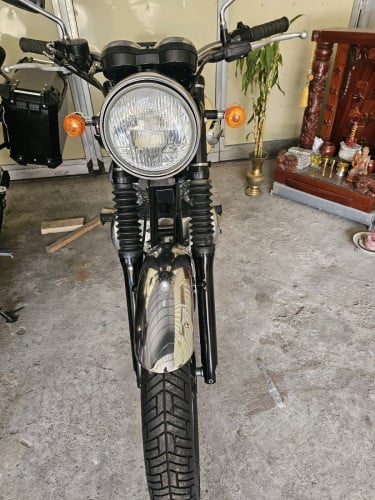 Kawasaki W650 original from Japan ក្រដាសពន្ធ