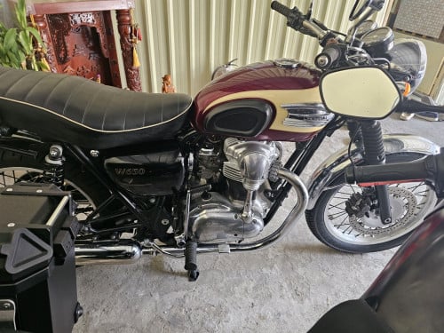 Kawasaki W650 original from Japan ក្រដាសពន្ធ