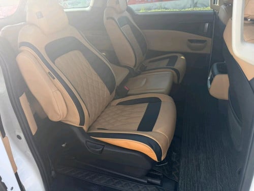 Kia camvival 2021 full options ឡានម្ចាស់ដើម2CD