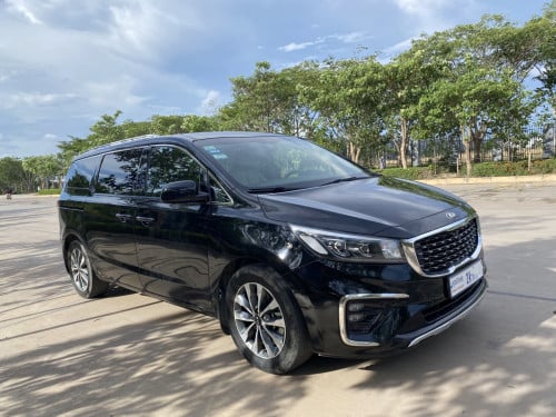 Kia carnival 020  លក់បន្ទាន់