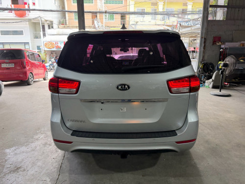 Kia Carnival 2015 ទ្វារអូតូ 2សន្លឹក