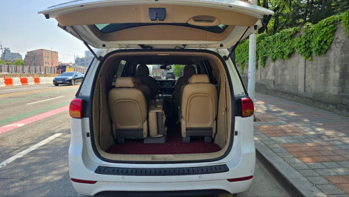 Kia carnival 2015 ក្នុងលឿង អូតូទ្វា2