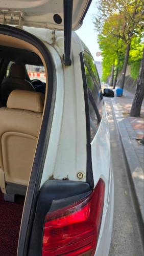 Kia carnival 2015 ក្នុងលឿង អូតូទ្វា2