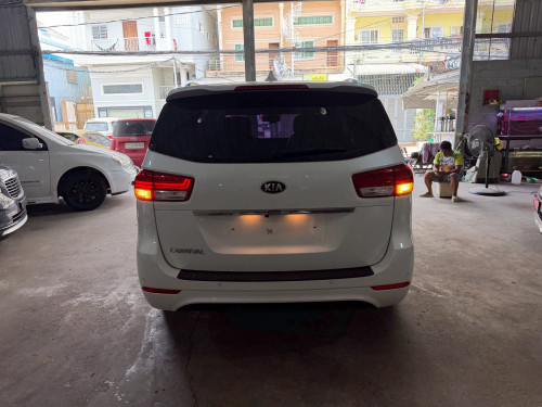 Kia Carnival 2017 Full Option
