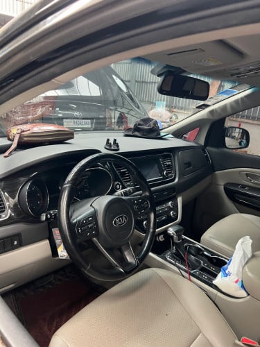 KIA CARNIVAL 2019 BLACK