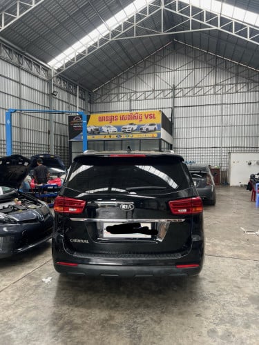 KIA CARNIVAL 2019 BLACK