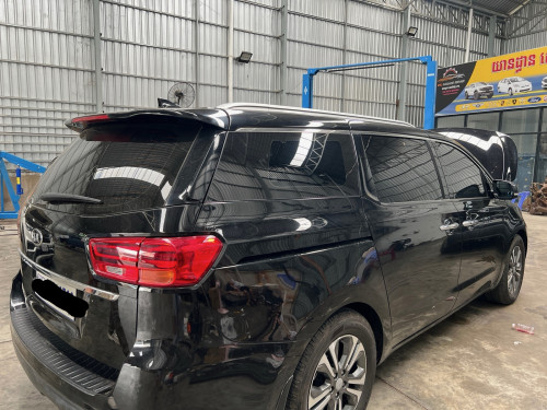 KIA CARNIVAL 2019 BLACK