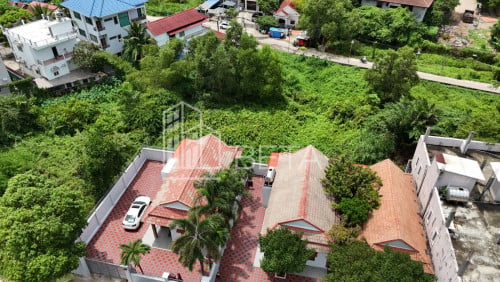 Land for sale urgent 4040sqm (Good for build a condo, apartment for rent, hotel, building)