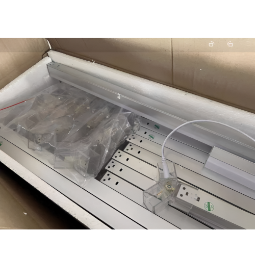 LED Light 洗车灯 បង្កើនសម្រស់ទីតាំងអាជីវកម្មរបស់លោកអ្នកជាមួយនឹងម៉ូដអំពូលស្អាតៗ ទាក់ទាញនិងមានប្រណិតភាព។
