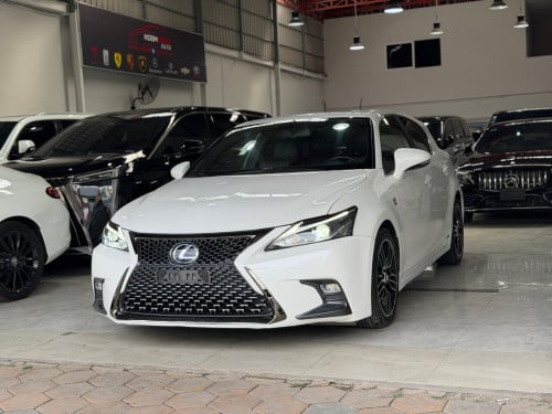 Lexus CT200H 2012 F sport ( ក្រដាសពន្ធ​ )