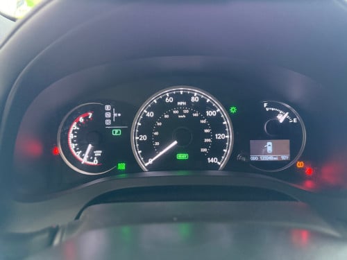 Lexus CT200H 2012 F sport ( ក្រដាសពន្ធ​ )