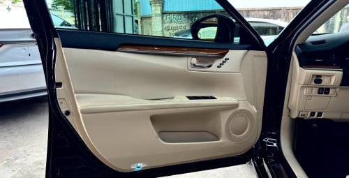 Lexus ES300h 2013 Full Premium