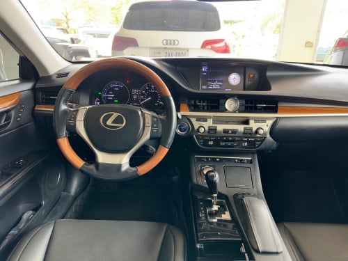 Lexus ES300h 2013 Full Premium