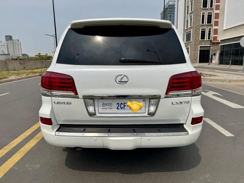 Lexus Lx 570 full option year 2013 👉ម្ចាស់ដើមទិញថ្មីខ្លាញ់គោពី អាមេរិច កម្រមាន